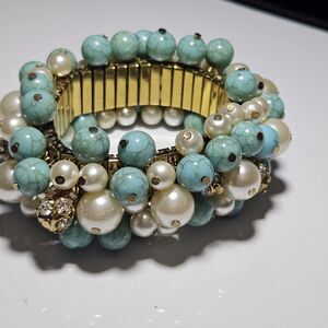 **Sale** Gold Tone Vintage Adjustable Blue And Faux Pearl Beaded Cha Cha